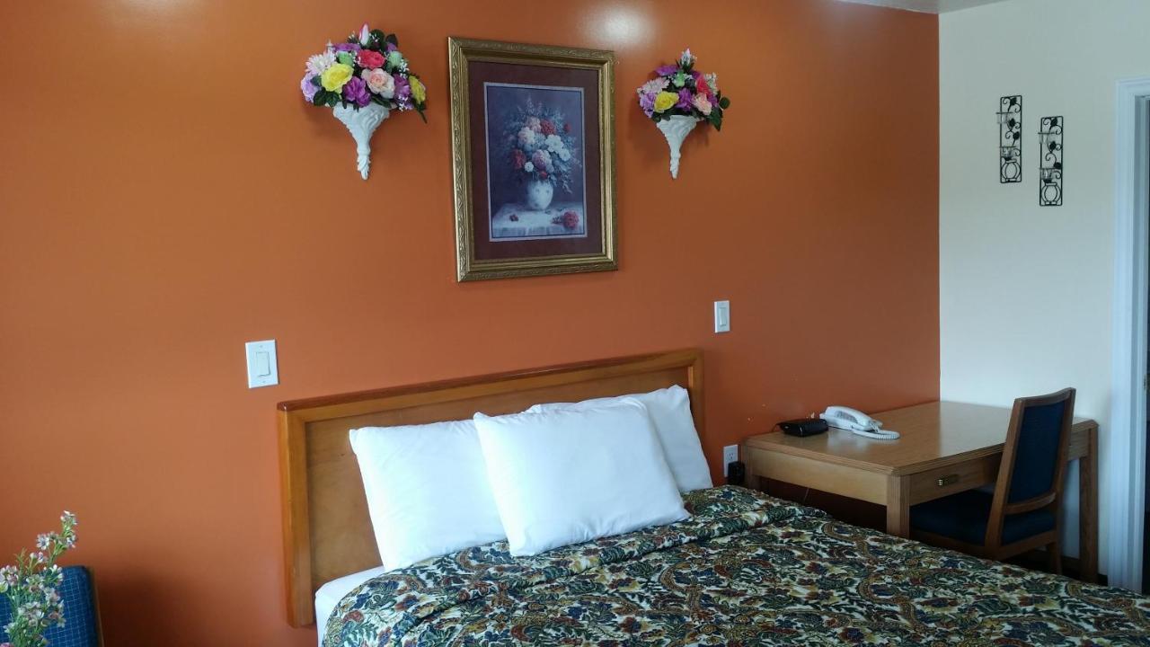 River Mist Inn Sturgeon Falls Eksteriør bilde